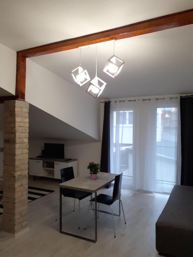 Flora Novi Sad Appartement Buitenkant foto