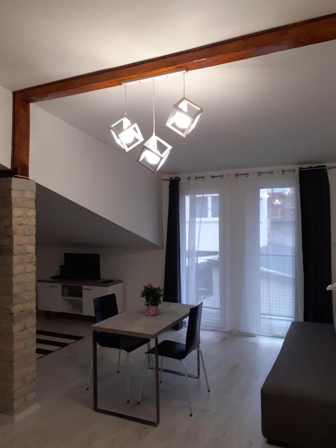 Flora Novi Sad Appartement Buitenkant foto