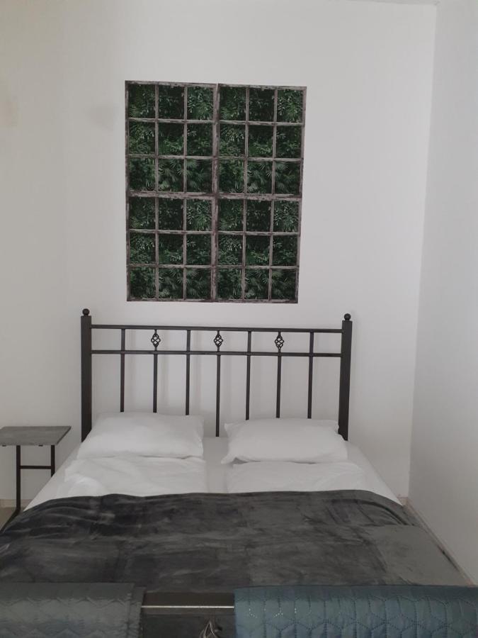 Flora Novi Sad Appartement Buitenkant foto